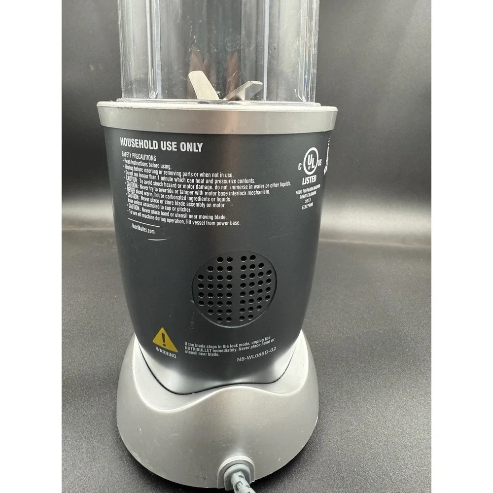 Nutribullet Blender Mixer NB-WL088D-02 Pre-owned Used Silver Clear Cup